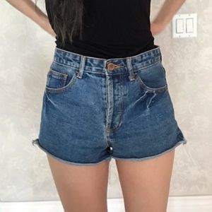 Jean shorts mid rise